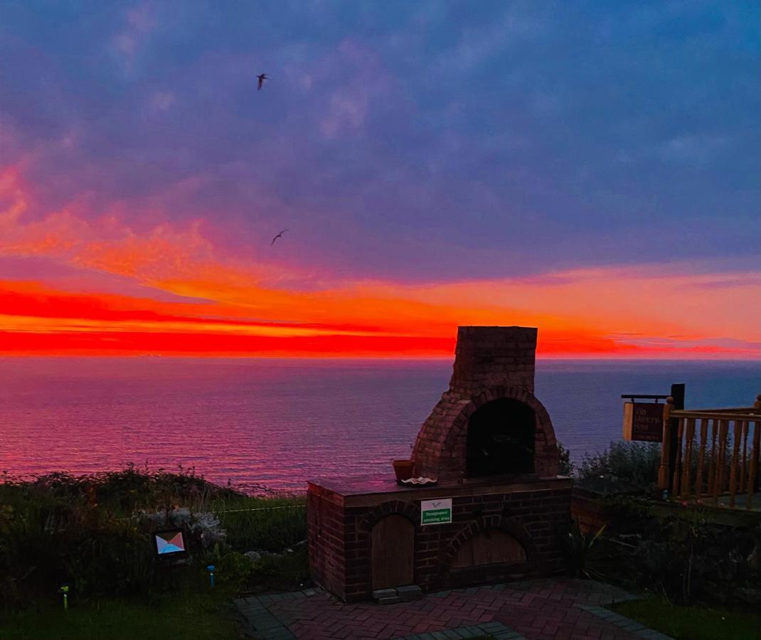 Cliff Top Apartment 3 Bedroom Shanklin Bagian luar foto