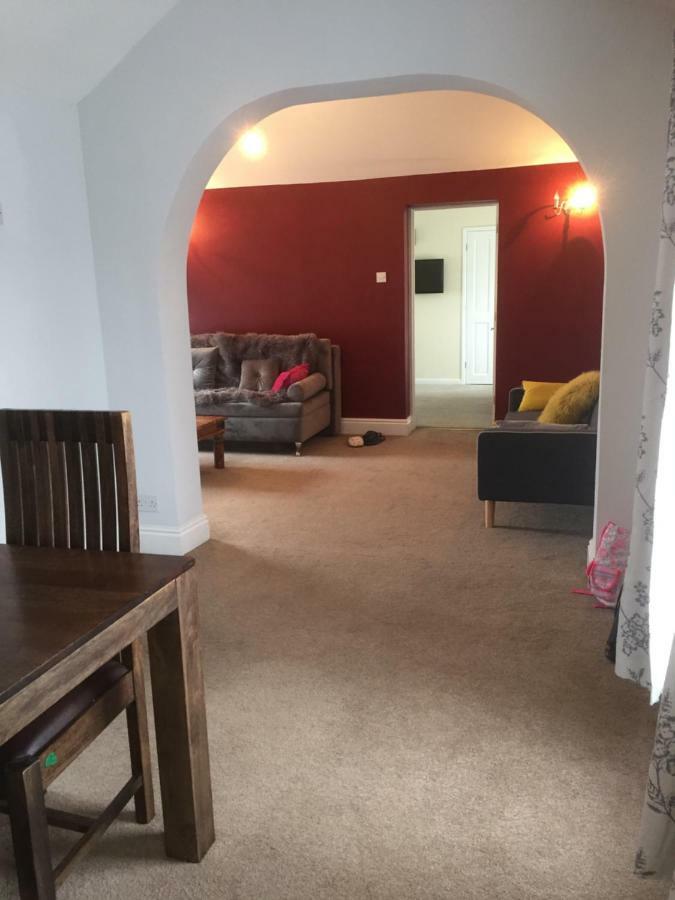 Cliff Top Apartment 3 Bedroom Shanklin Bagian luar foto