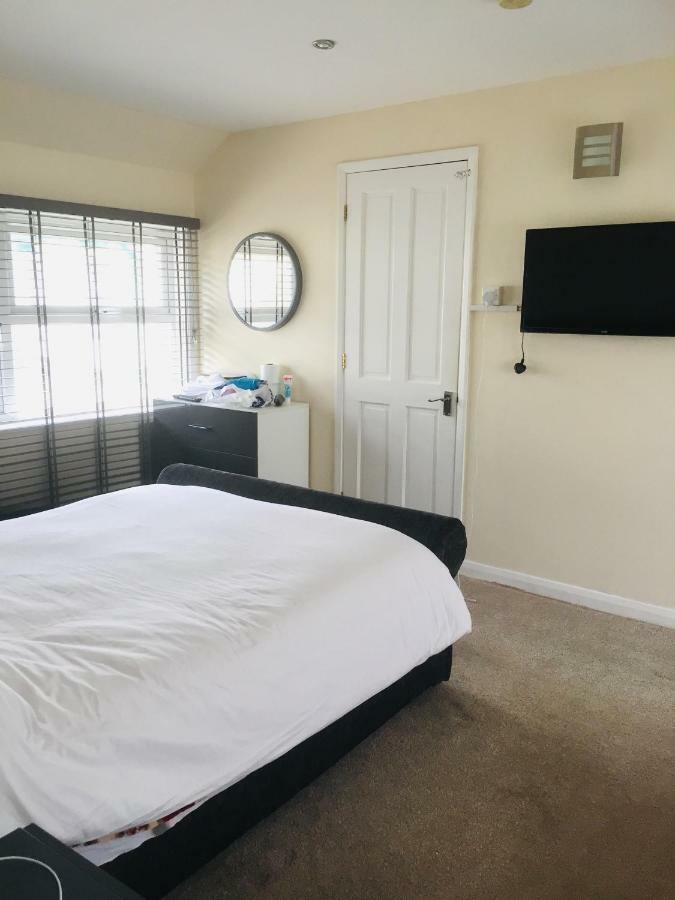 Cliff Top Apartment 3 Bedroom Shanklin Bagian luar foto
