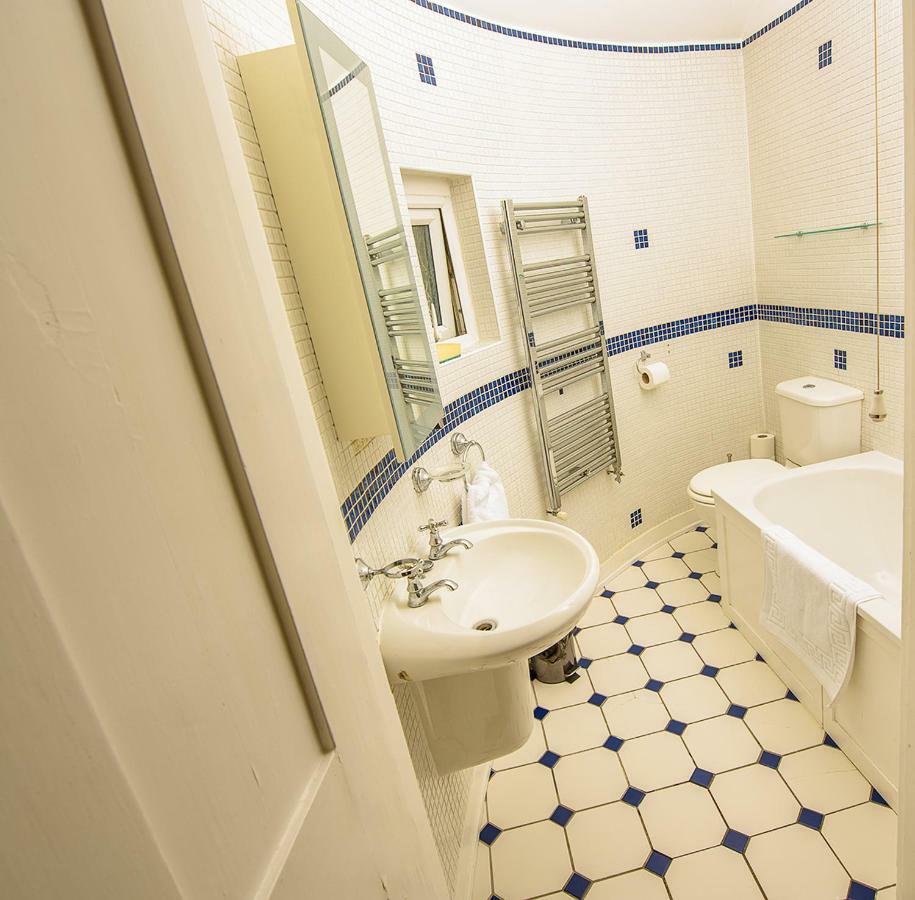 Cliff Top Apartment 3 Bedroom Shanklin Bagian luar foto